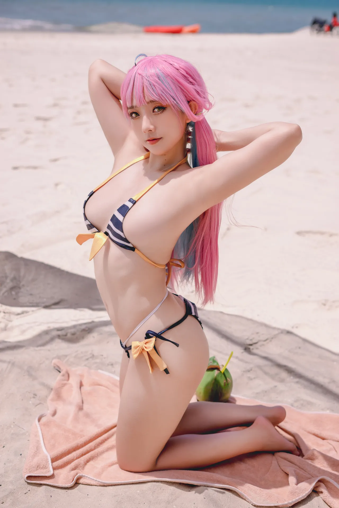 Messie Huang - Aqua Bikini-erohere6.webp